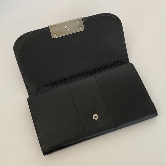 ***SOLD*** Classic Coach Black Leather Folding Wallet. - Picture 3 of 7
